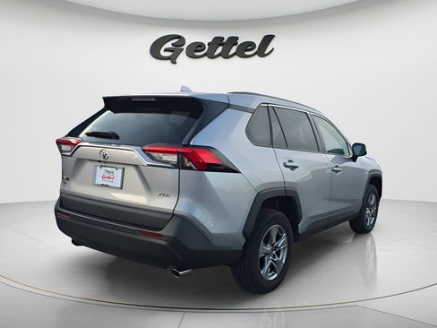 Used 2024 Toyota RAV4 XLE FWD image 5