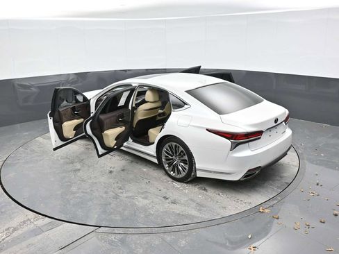 Used 2019 Lexus LS 500 w/ Interior Upgrade Package image 41