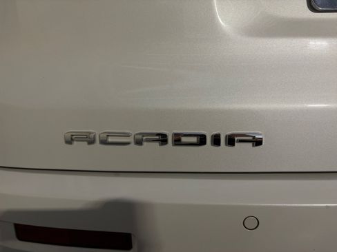 Used 2022 GMC Acadia Denali w/ Denali Ultimate Package AWD/4WD image 17
