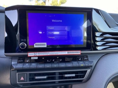 New 2026 Toyota Camry SE AWD/4WD image 8