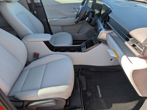 New 2026 Hyundai Kona Limited FWD image 28