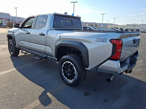 New 2026 Toyota Tacoma TRD Off-Road AWD/4WD image 5