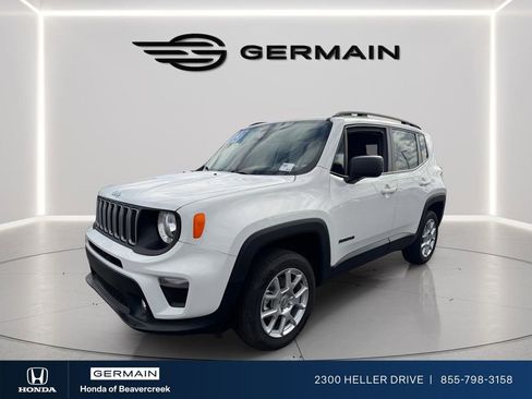 Used 2023 Jeep Renegade Latitude w/ Premium Group AWD/4WD image 2