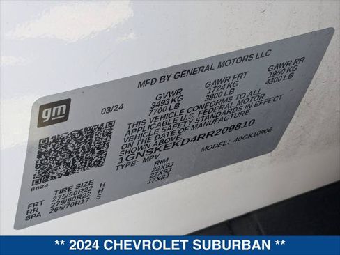Used 2024 Chevrolet Suburban RST w/ Luxury Package AWD/4WD image 26