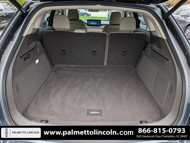 Certified 2022 Lincoln Nautilus FWD w/ Premium Package image 12