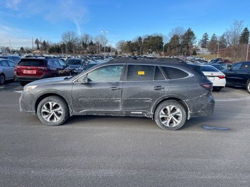 Used 2021 Subaru Outback Limited image 14