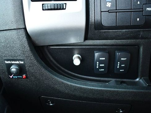 Used 2017 RAM ProMaster 1500 w/ Premium Appearance Group image 54