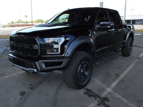 Used 2017 Ford F150 Raptor w/ Equipment Group 802A Luxury AWD/4WD image 2