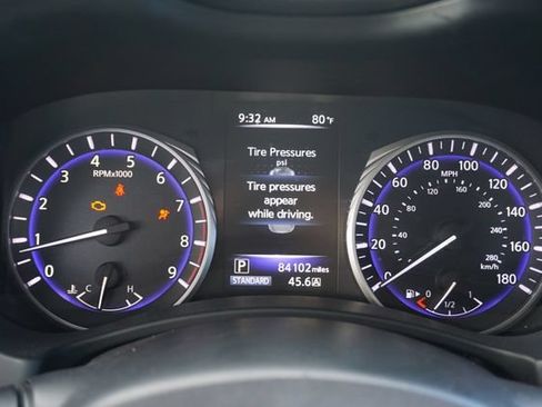 Used 2017 INFINITI Q60 3.0t w/ Cargo Package RWD image 13