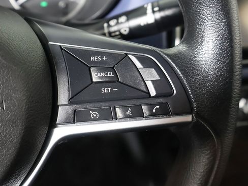 Used 2023 Nissan Versa SV image 36