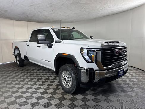 New 2026 GMC Sierra 2500 Pro w/ 1SA Pro Safety Plus Package AWD/4WD image 3