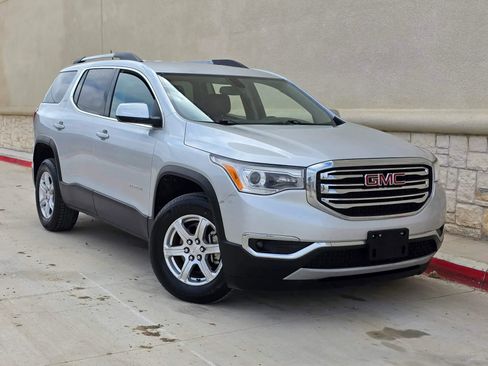 Used 2019 GMC Acadia SLT image 1