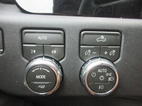 New 2026 GMC Sierra 1500 Elevation AWD/4WD image 17
