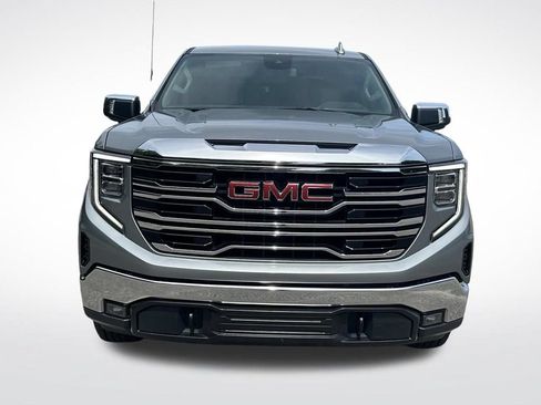 Used 2025 GMC Sierra 1500 SLT AWD/4WD image 9