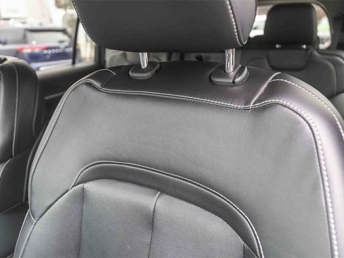 Used 2021 Jeep Grand Cherokee L Limited image 25