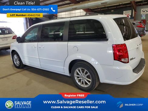 Used 2014 Dodge Grand Caravan SXT image 3