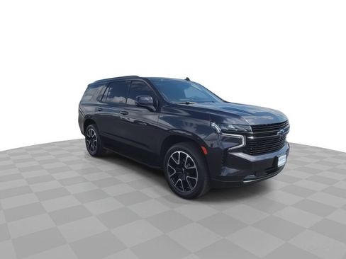 Used 2022 Chevrolet Tahoe RST w/ Luxury Package RWD image 2