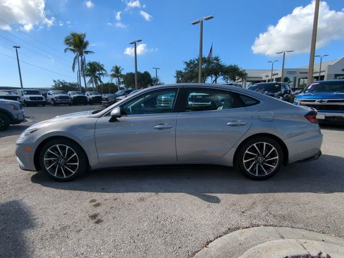 Used 2023 Hyundai Sonata Limited image 8