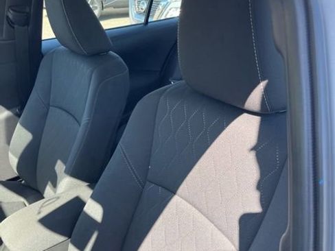 Used 2025 Toyota Corolla LE image 11