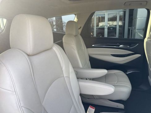 Used 2023 Buick Enclave Premium w/ Experience Buick Package image 29