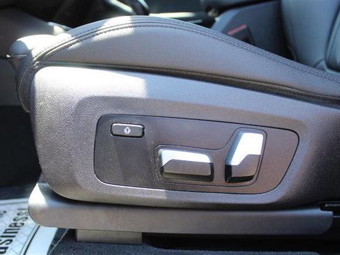 Used 2019 BMW X3 xDrive30i w/ Driving Assistance Package AWD/4WD image 11