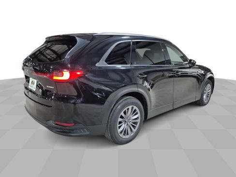 Used 2025 MAZDA CX-90 3.3 Turbo w/ Preferred Package AWD/4WD image 9