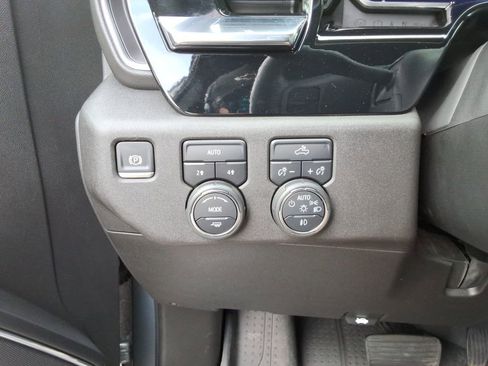 Certified 2024 Chevrolet Silverado 1500 RST AWD/4WD image 35