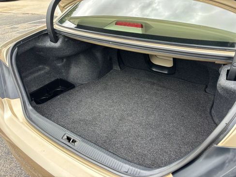 Used 2011 Toyota Avalon image 58