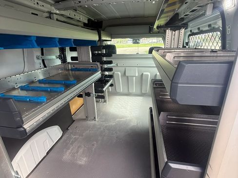 Used 2023 Ford Transit Connect XL FWD image 10