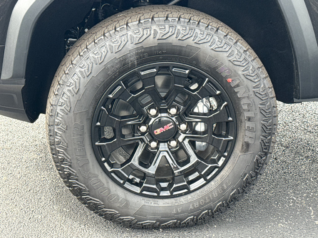 New 2026 GMC Canyon Elevation AWD/4WD image 12
