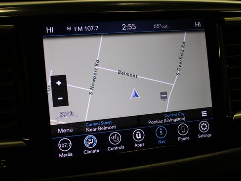 Used 2020 Chrysler Pacifica Touring-L Plus FWD image 22