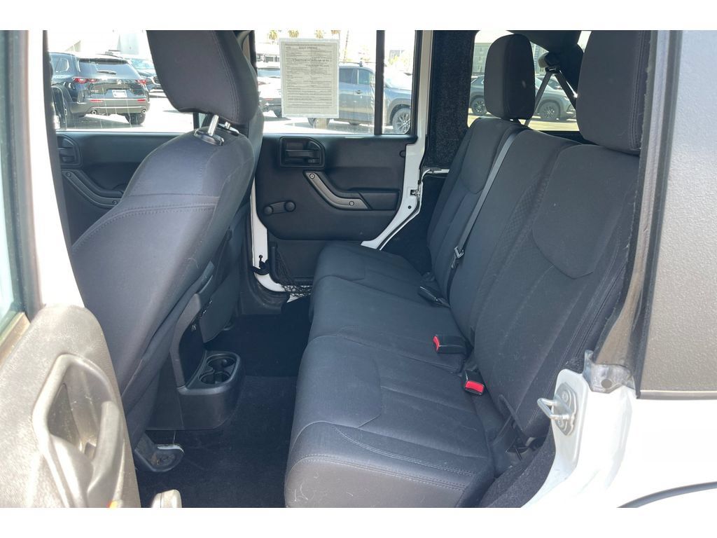 Used 2016 Jeep Wrangler Unlimited Sport AWD/4WD image 15