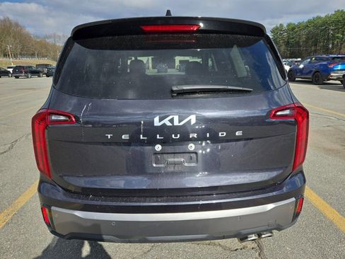 Used 2025 Kia Telluride S FWD image 12