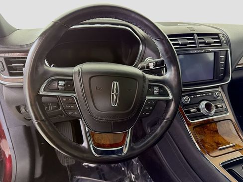 Used 2018 Lincoln Continental Select FWD image 15