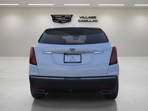 New 2026 Cadillac XT5 Luxury image 4