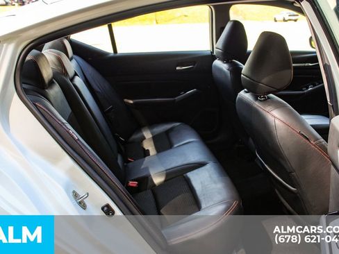 Used 2025 Nissan Altima 2.5 SR FWD image 17
