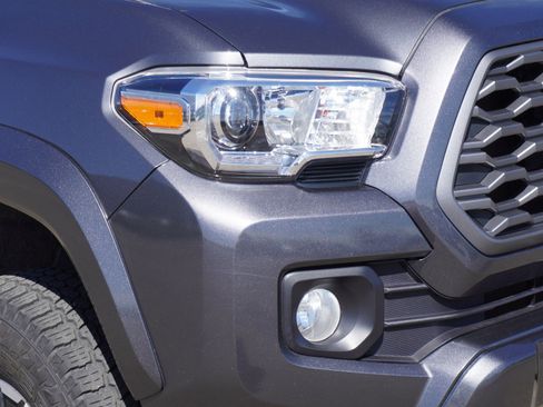Used 2023 Toyota Tacoma TRD Sport w/ Advanced Technology Package image 3