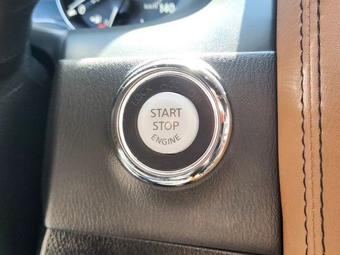Used 2024 INFINITI QX80 Sensory AWD/4WD image 25