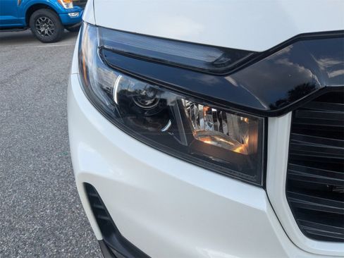 Used 2023 Honda Ridgeline Sport image 10