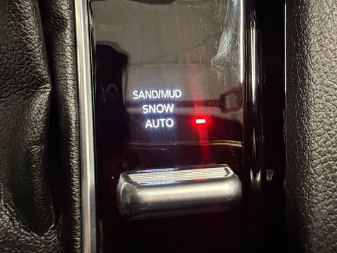 Used 2024 Jeep Compass Limited AWD/4WD image 38