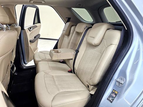 Used 2017 Mercedes-Benz GLE 350 w/ Premium 1 Package image 26