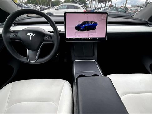 Used 2023 Tesla Model Y Long Range AWD/4WD image 7