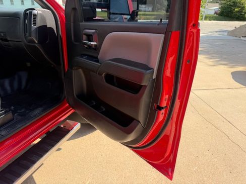 Used 2017 Chevrolet Silverado 2500 W/T w/ Snow Plow Prep Package AWD/4WD image 15
