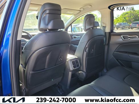 Certified 2024 Kia Sportage EX FWD image 12