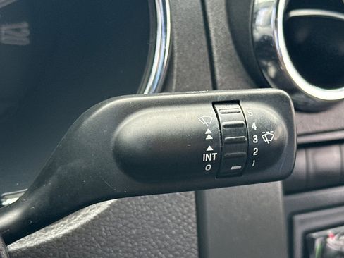 Used 2007 Ford Mustang Coupe image 25