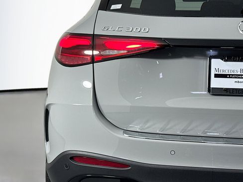New 2026 Mercedes-Benz GLC 300 image 14