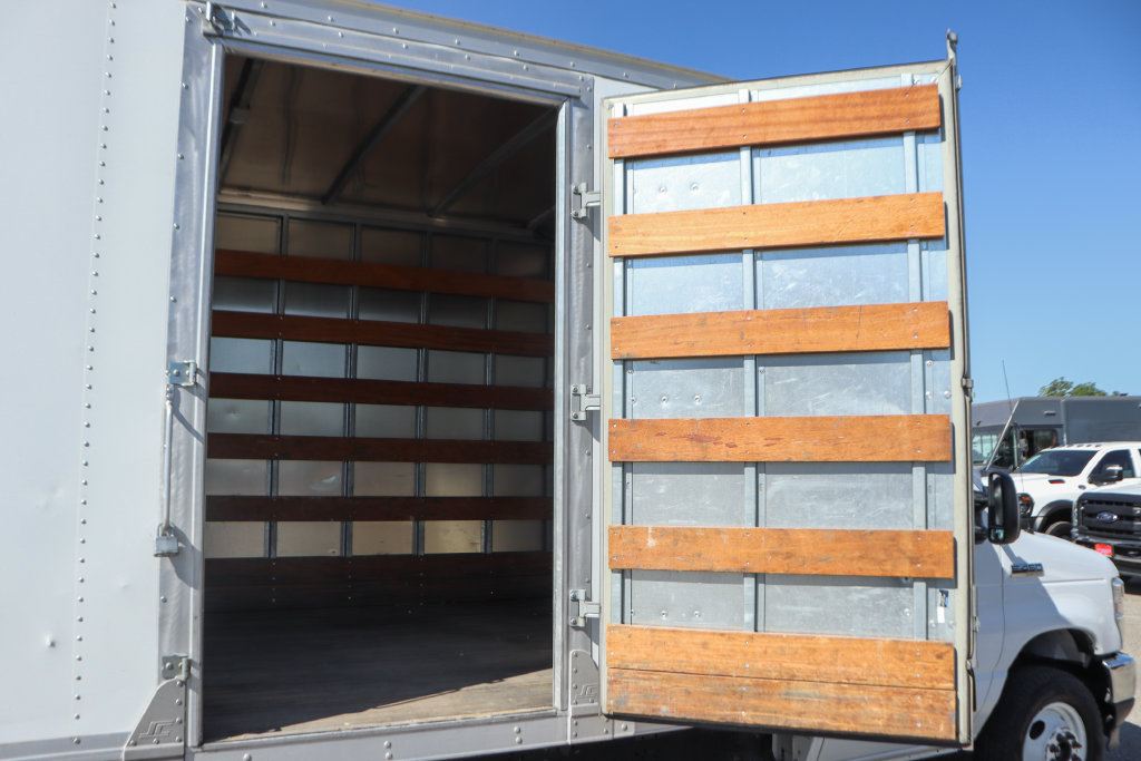 Used 2021 Ford E-450 and Econoline 450 Super Duty w/ Power Windows & Locks Group RWD image 13