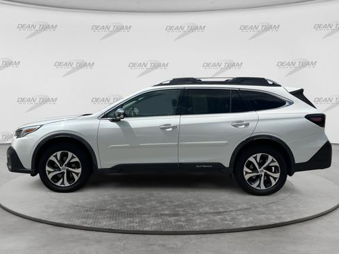 Used 2020 Subaru Outback Touring XT AWD/4WD image 4