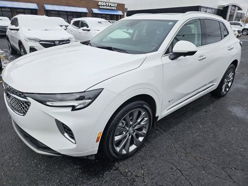 Certified 2021 Buick Envision Avenir image 3