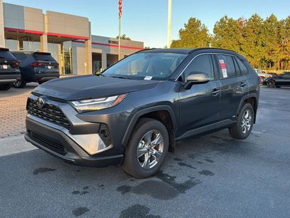 New 2025 Toyota RAV4 XLE